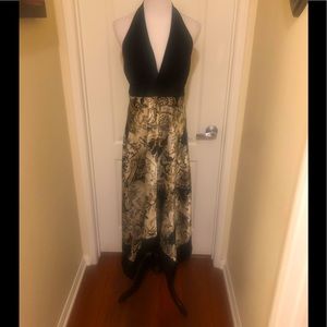 Gorgeous Royal paisley halter dress by Speechless